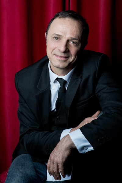 portrait de Thierry, propriétaire et chef de la brasserie Les Arcades de Grenoble