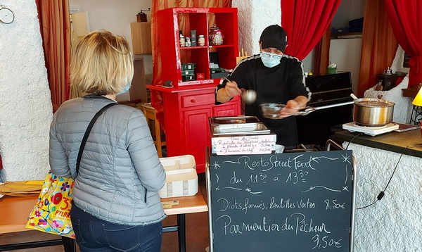 plats du jour à emporter, service à la brasserie les arcades de Grenoble